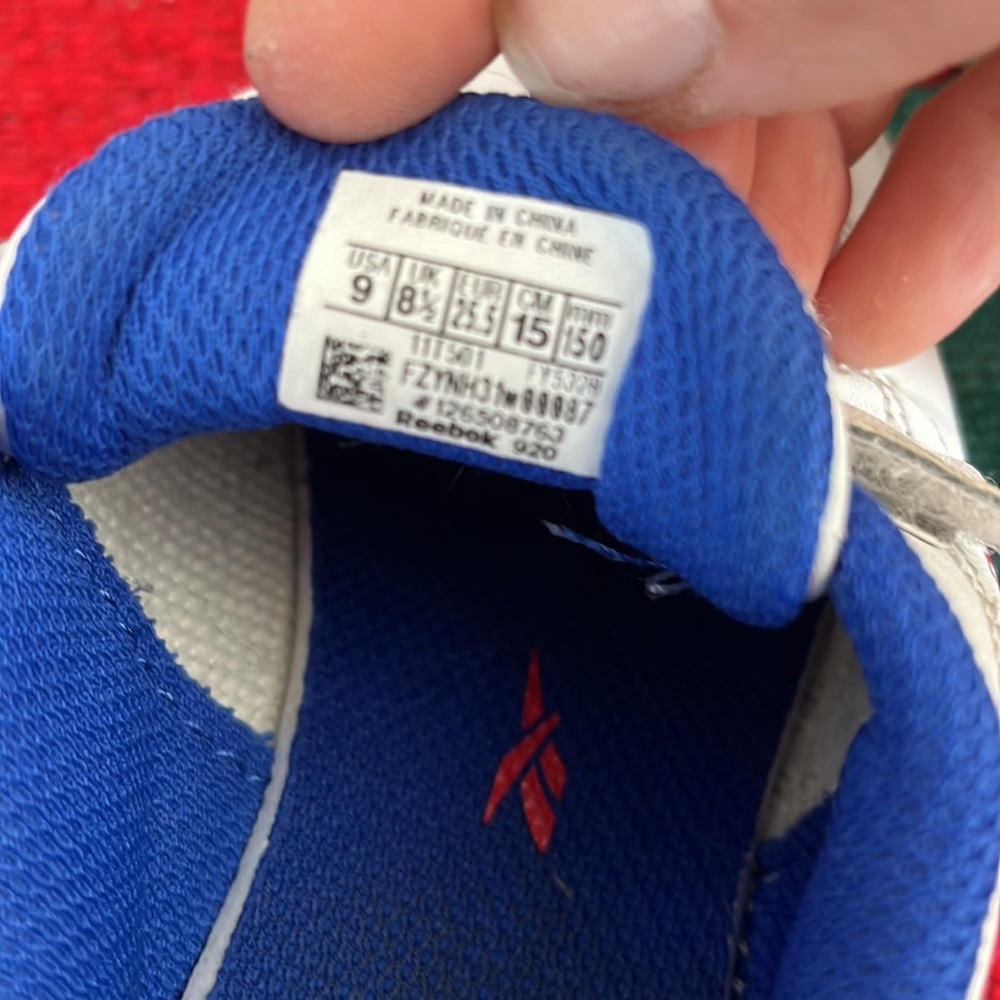 Boys Reebok sneaker - Picture 6 of 7